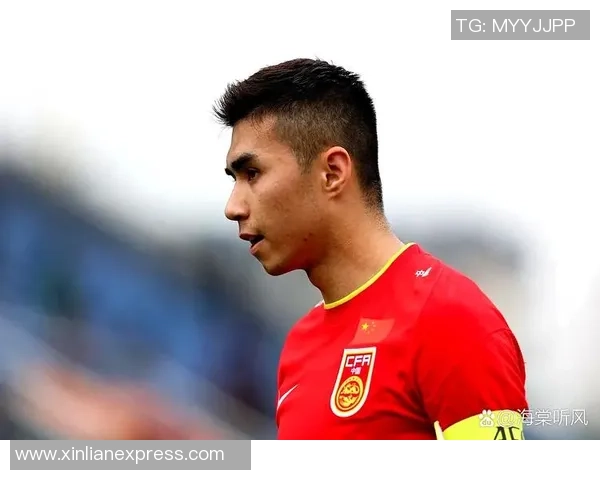 从河南走出的足球球星成长之路与他们在中国足坛的辉煌时刻 从河南走出的足球球星成长之路与他们在中国足坛的辉煌时刻