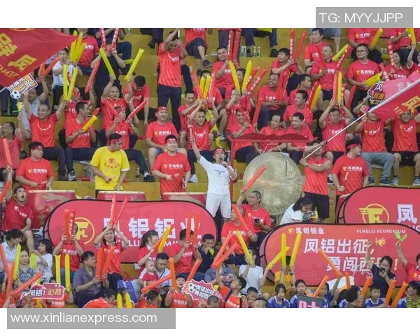 足球球星卡Celsct引领潮流 球迷收藏新热潮的崛起与未来发展